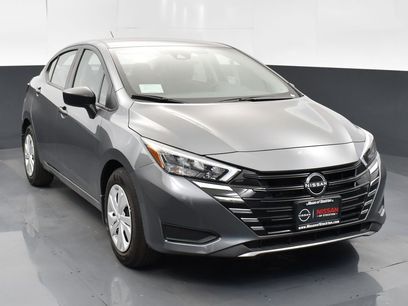 New 2025 Nissan Versa S w/ Trunk Package