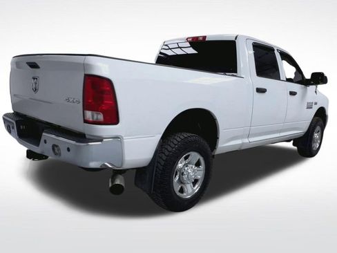 Used 2018 RAM 2500 Tradesman w/ Chrome Appearance Group AWD/4WD image 8