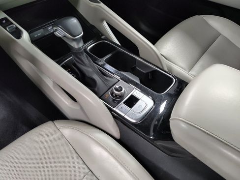 Used 2021 Kia Telluride S AWD/4WD image 26