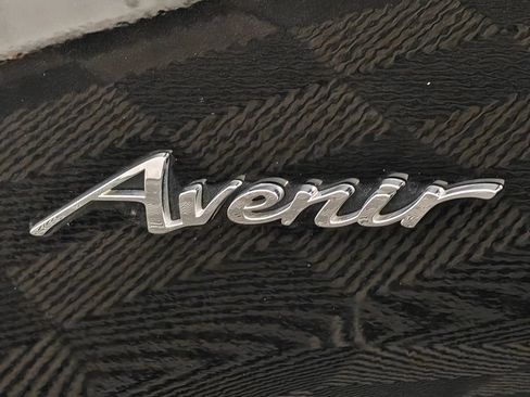 Used 2019 Buick Enclave Avenir w/ Avenir Technology Package AWD/4WD image 60