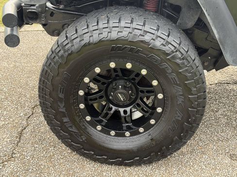 Used 2004 Jeep Wrangler 4WD image 29