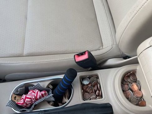 Used 2015 Volkswagen Beetle 1.8T image 6