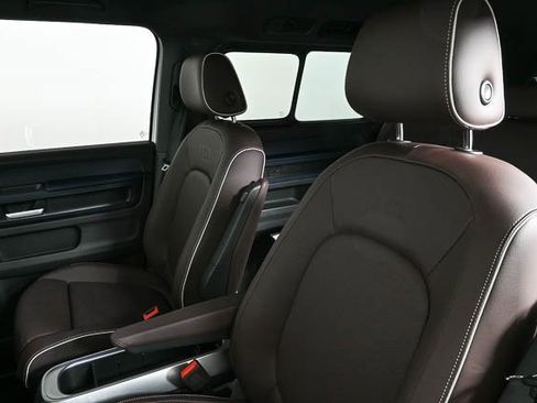 New 2025 Volkswagen ID. Buzz Pro S image 8