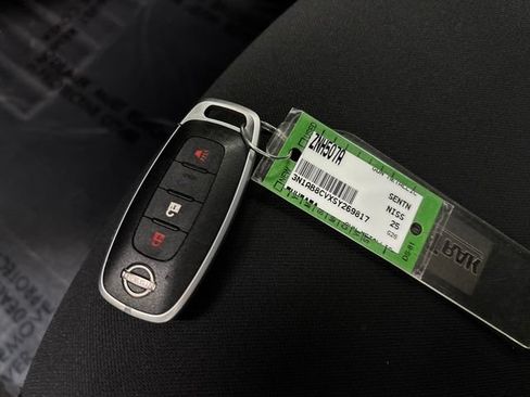 Used 2025 Nissan Sentra SV FWD image 24