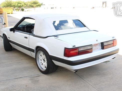 Used 1989 Ford Mustang LX RWD image 30