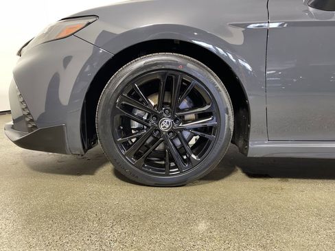 Certified 2025 Toyota Camry SE FWD image 11