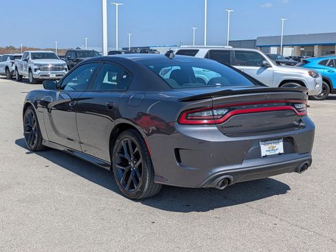 Used 2022 Dodge Charger R/T w/ Blacktop Package image 4