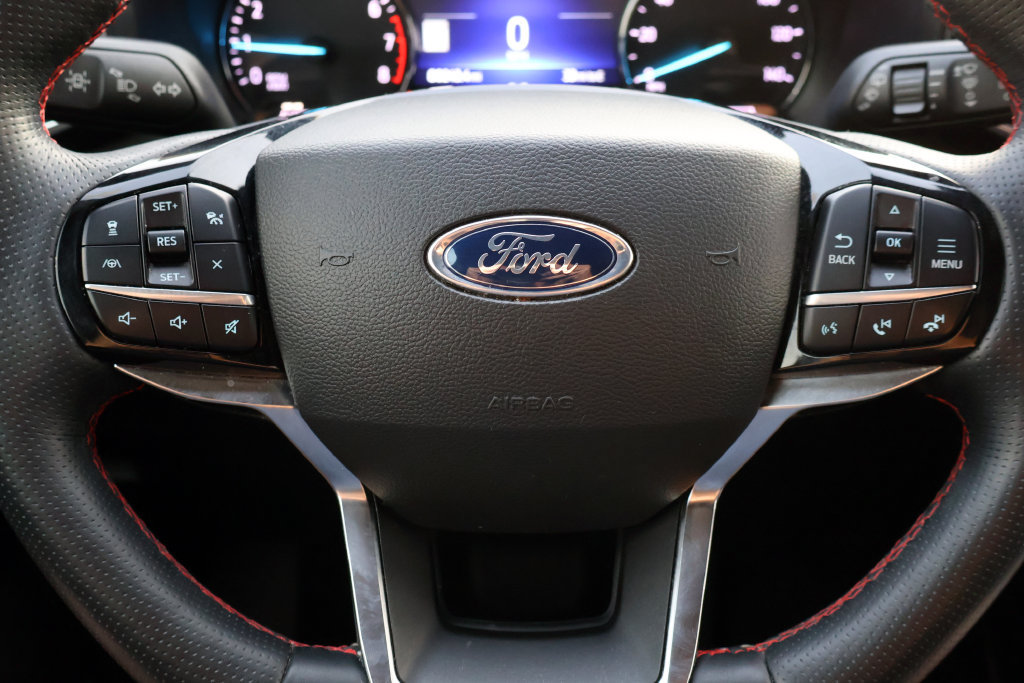 Used 2022 Ford Explorer ST-Line RWD image 25