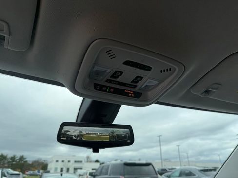 Used 2020 Chevrolet Traverse Premier w/ Redline Edition image 22