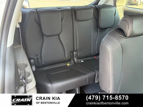 New 2026 Kia Carnival FWD image 32