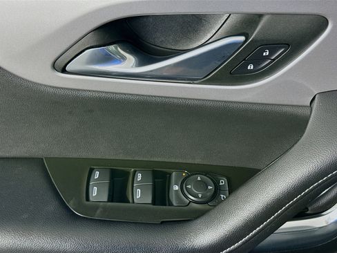 Used 2023 Chevrolet Blazer LT FWD image 24