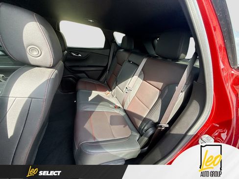 Used 2024 Chevrolet Blazer RS FWD image 28