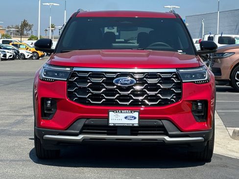 New 2026 Ford Explorer Platinum RWD image 8