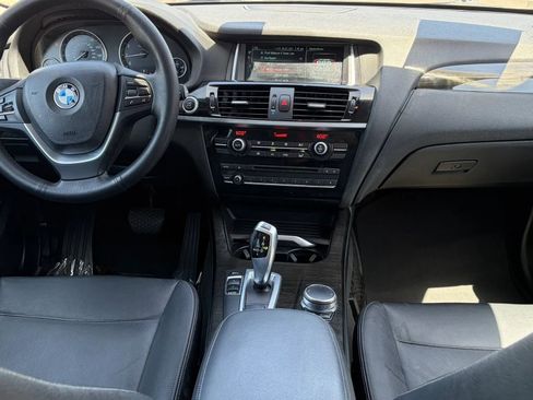 Used 2017 BMW X3 sDrive28i w/ Premium Package RWD image 10