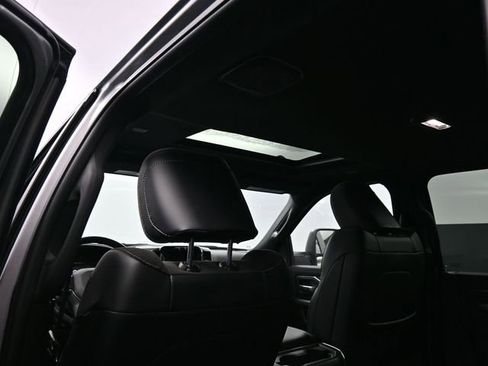 Used 2024 RAM 3500 Laramie w/ Night Edition image 43