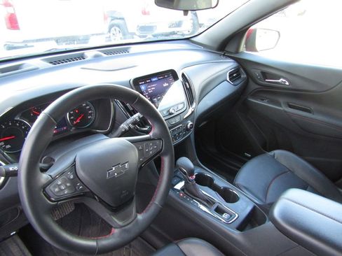 Used 2024 Chevrolet Equinox RS w/ RS Leather Package image 15