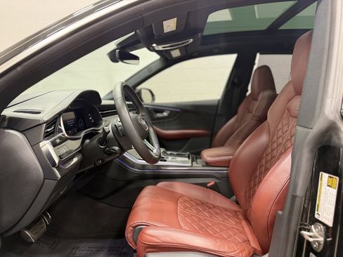 Used 2022 Audi SQ8 Prestige w/ Prestige Package image 12