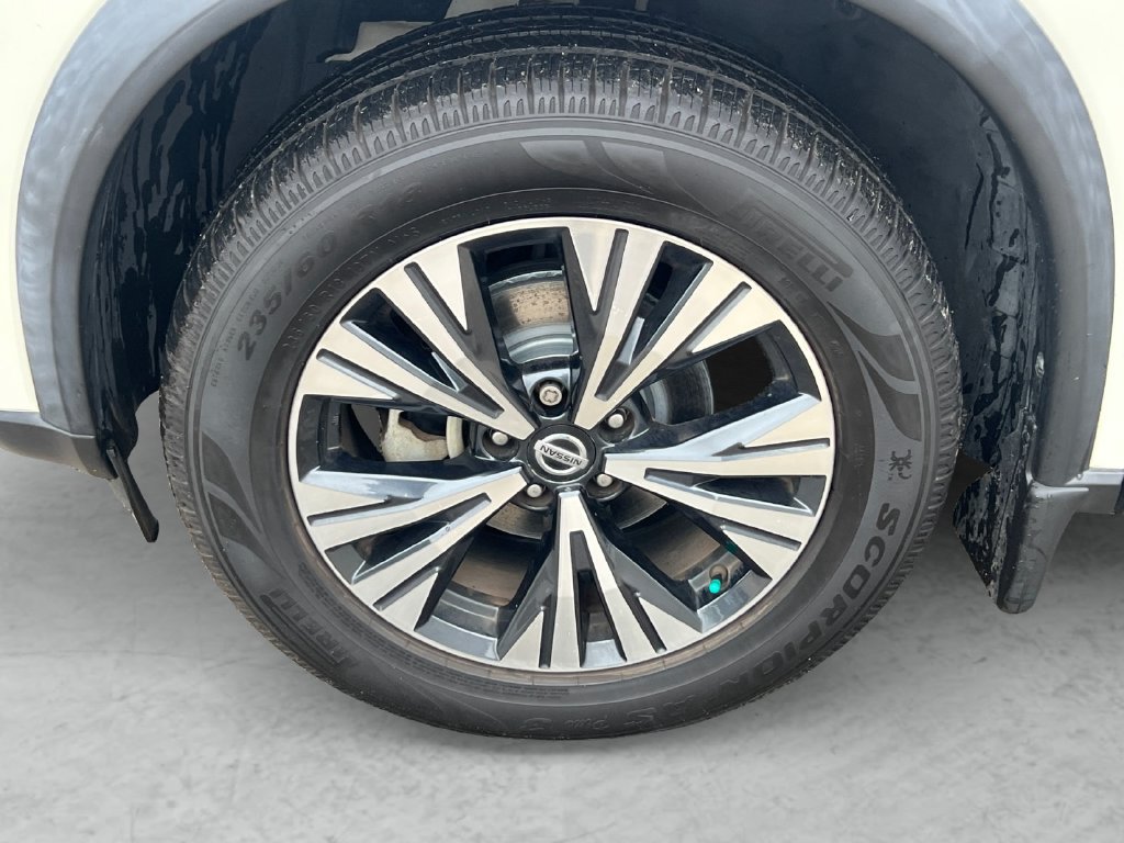 Used 2021 Nissan Rogue SV FWD image 23