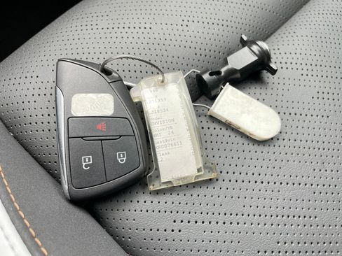 Used 2024 Buick Envision Sport Touring image 22