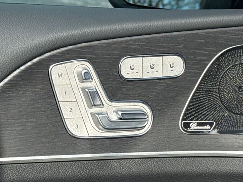 New 2026 Mercedes-Benz GLS 450 4MATIC image 11