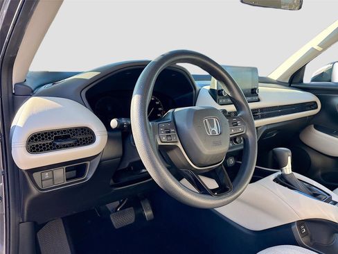 Certified 2023 Honda HR-V LX image 10