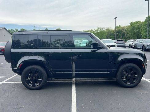 Certified 2023 Land Rover Defender 110 X-Dynamic SE AWD/4WD image 6