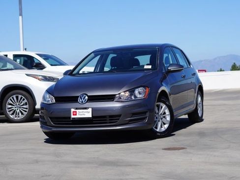 Used 2015 Volkswagen Golf SE FWD image 3
