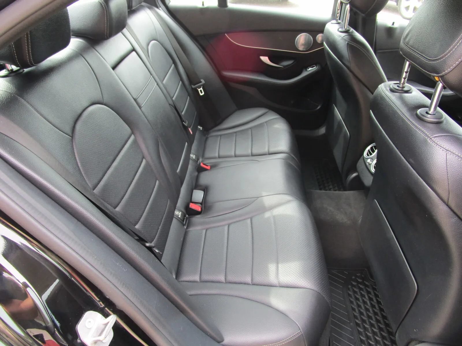 Used 2021 Mercedes-Benz C 300 4MATIC Sedan w/ Premium Package image 18