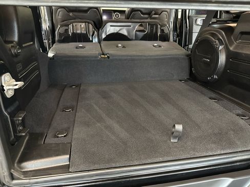 Used 2022 Jeep Wrangler Unlimited Rubicon 4xe w/ Cold Weather Group image 40