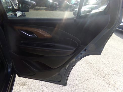 Used 2018 GMC Terrain SLE image 40