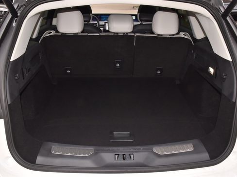 New 2026 Lincoln Nautilus Premier image 38