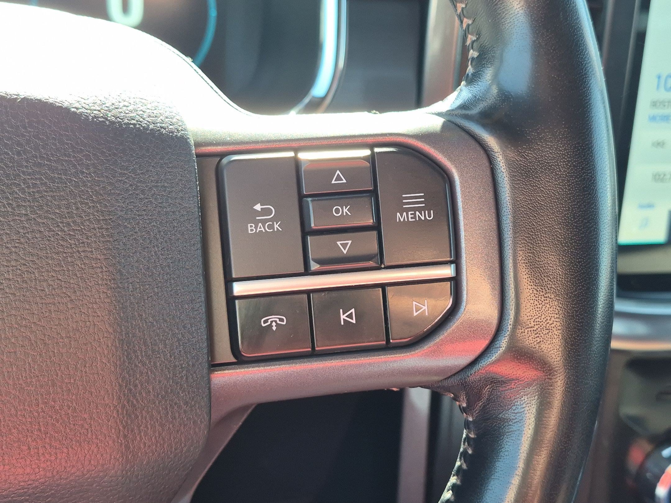 Used 2023 Ford F150 Lariat w/ Equipment Group 502A High AWD/4WD image 17
