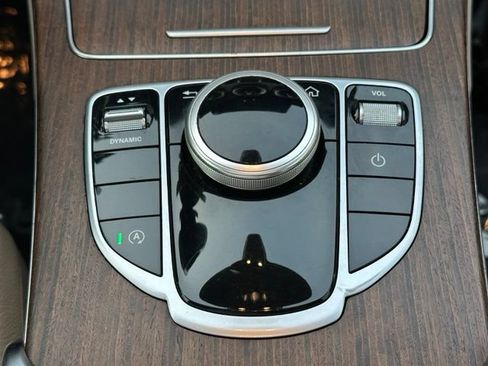 Used 2020 Mercedes-Benz C 300 4MATIC Sedan image 35