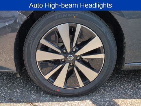 Used 2022 Nissan Altima 2.5 SV w/ SV Premium Package AWD/4WD image 10