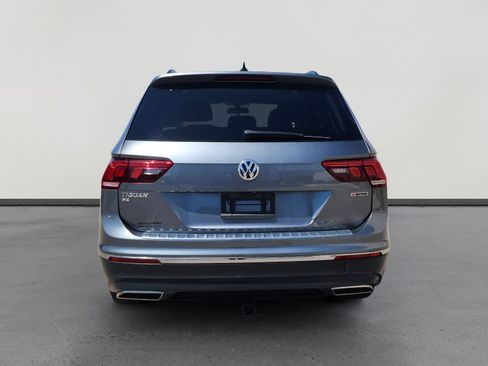 Used 2020 Volkswagen Tiguan SE image 4