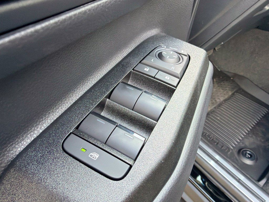 Used 2027 Toyota Land Cruiser 1958 AWD/4WD image 16