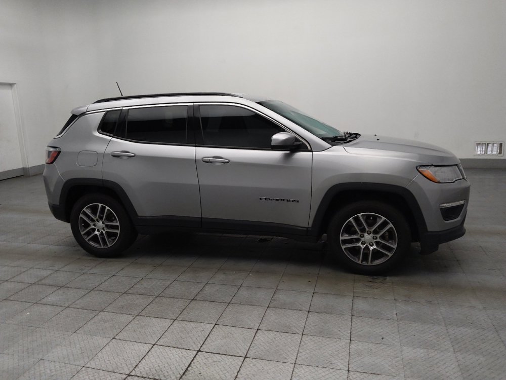Used 2020 Jeep Compass Latitude w/ Popular Equipment Group FWD image 11