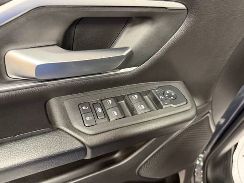 Used 2025 RAM 1500 Big Horn AWD/4WD image 10