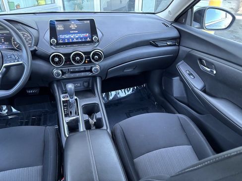 Used 2024 Nissan Sentra SV FWD image 22