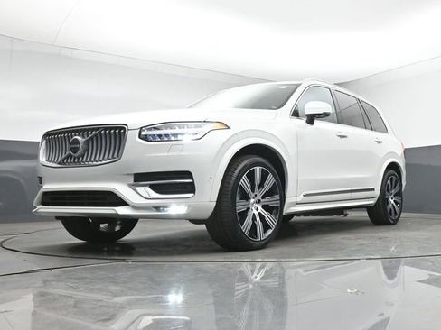 Used 2023 Volvo XC90 B6 Ultimate w/ Protection Package Premier AWD/4WD image 42