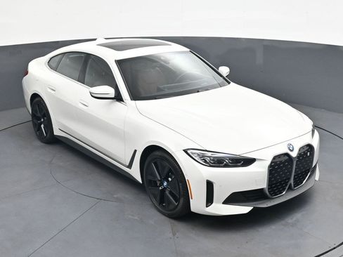 Used 2023 BMW i4 eDrive35 w/ Premium Package RWD image 21