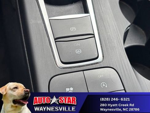 Used 2021 Ford Escape SE w/ Cold Weather Package AWD/4WD image 18