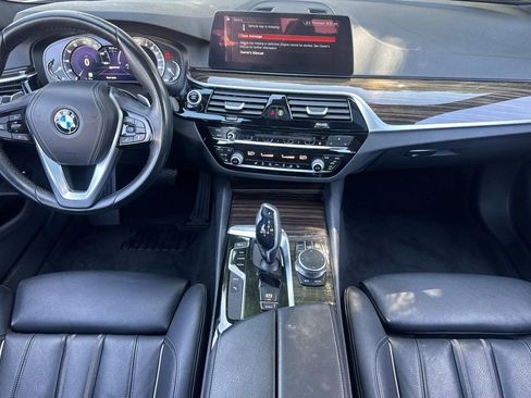 Used 2019 BMW 530e RWD image 15