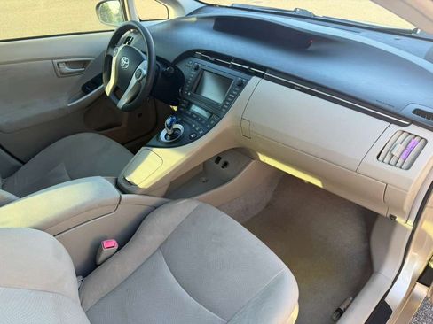 Used 2010 Toyota Prius Three FWD image 10