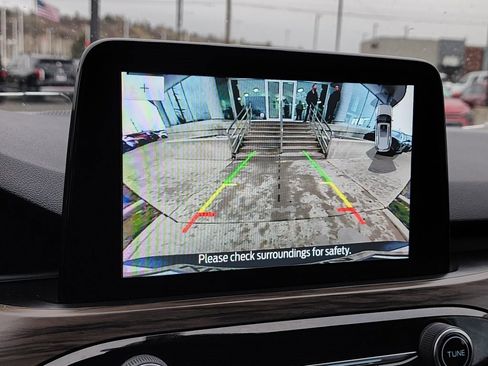 Used 2020 Ford Escape Titanium image 25