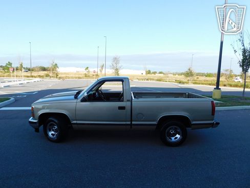 Used 1988 Chevrolet Silverado 1500 C10 Short Bed image 25