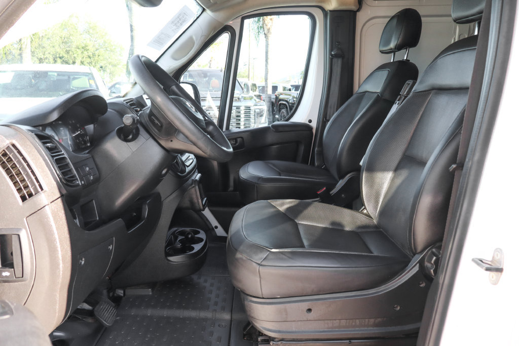 Used 2025 RAM ProMaster 2500 w/ Convenience Group FWD image 21