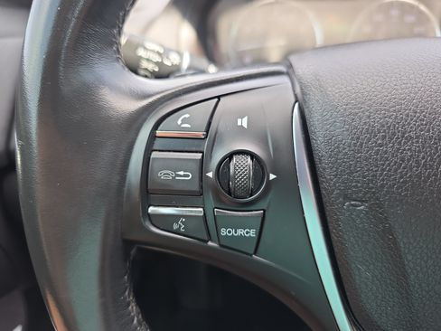 Used 2015 Acura TLX w/ Technology Package FWD image 19