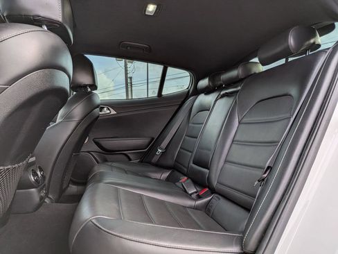 Used 2019 Kia Stinger GT2 AWD/4WD image 27