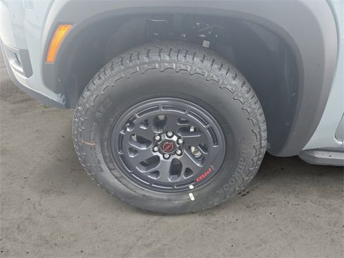 New 2026 Nissan Frontier PRO-4X w/ Pro Premium Package image 14